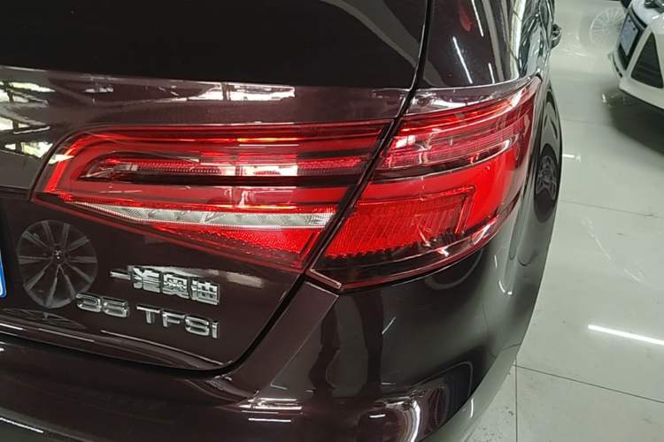 Used Audi A3 2019 Sportback 35 TFSI Ambition China V Right Rear Taillight