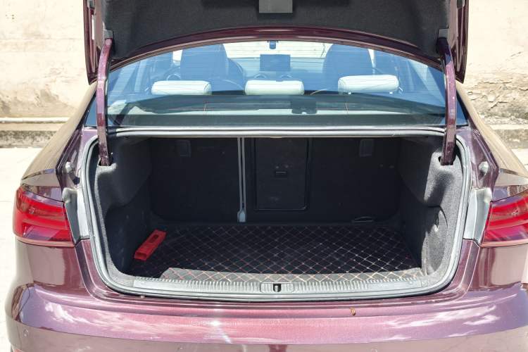Used Audi A3 2019 Limousine 35 TFSI Fashion Edition China V standard Trunk
