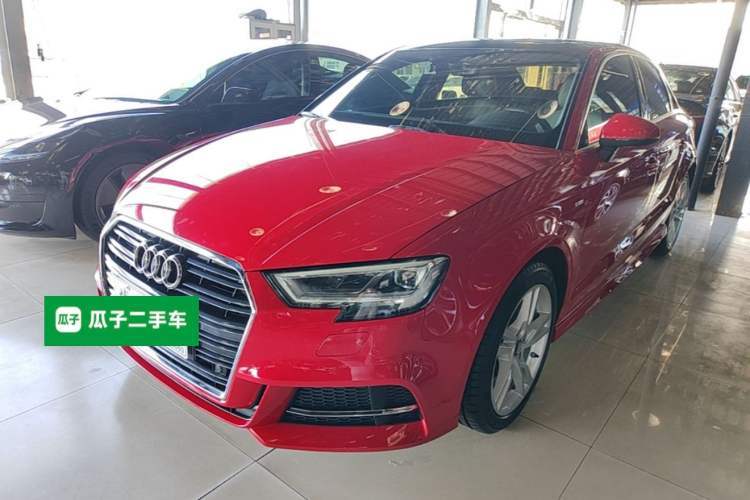 Used Audi A3 2019 Limousine 35 TFSI Fashion Edition China VI Emission Standard Guazi used car, China used car export, Used car for sale, Used cars, Cheapest cars for sale