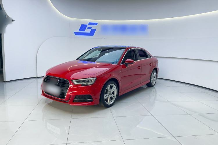 Used Audi A3 2019 Limousine 35 TFSI Fashion Edition China V standard Guazi used car, China used car export, Used car for sale, Used cars, Cheapest cars for sale
