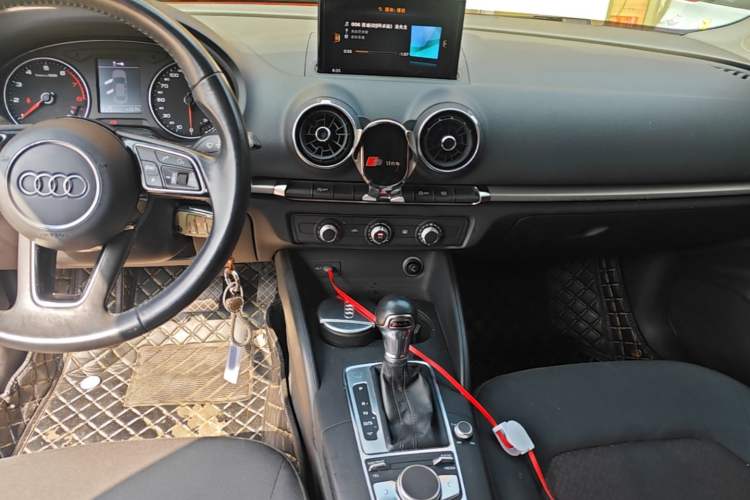 Used Audi A3 2019 Limousine 35 TFSI Ambition China V Audio And AC Panel