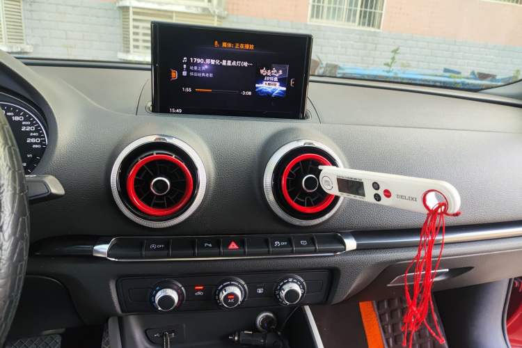 Used Audi A3 2019 Limousine 35 TFSI Fashion Edition China V standard Audio And AC Panel
