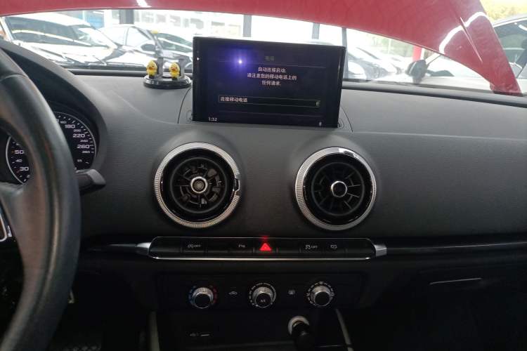 Used Audi A3 2019 Sportback 35 TFSI Fashion Edition China V Audio And AC Panel
