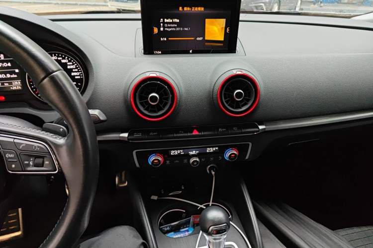 Used Audi A3 2019 Sportback 40 TFSI Sporty Model China VI Audio And AC Panel