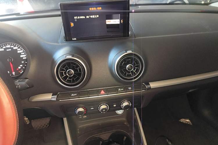 Used Audi A3 2019 Limousine 35 TFSI Ambition China VI Audio And AC Panel
