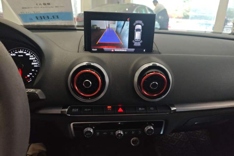 Used Audi A3 2019 Sportback 35 TFSI Sporty Version China VI Audio And AC Panel