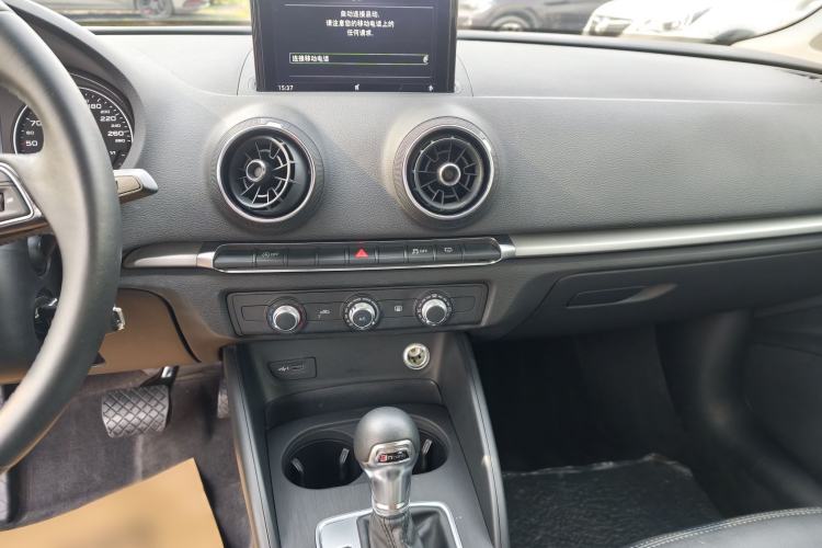 Used Audi A3 2019 Limousine 35 TFSI Ambition China V Audio And AC Panel