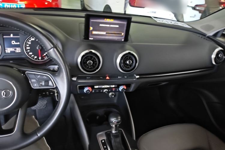 Used Audi A3 2019 Sportback 35 TFSI Fashion Edition China V Center Console