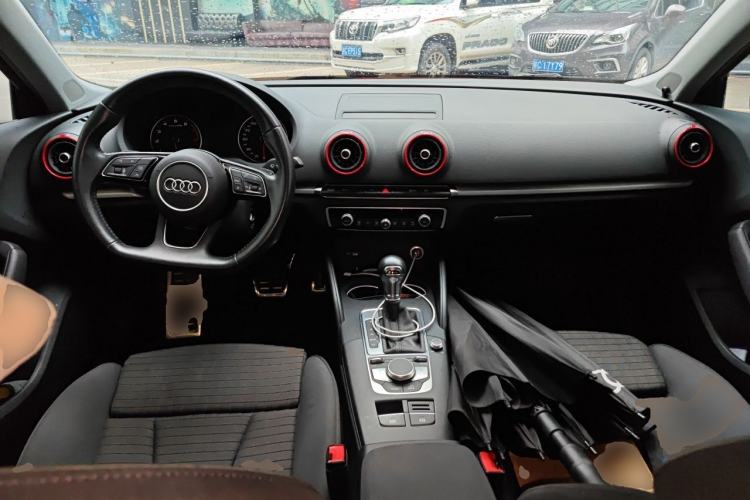 Used Audi A3 2019 Sportback 40 TFSI Sporty Model China VI Center Console