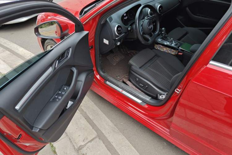 Used Audi A3 2019 Sportback 35 TFSI Sporty Version National V Driver Seat
