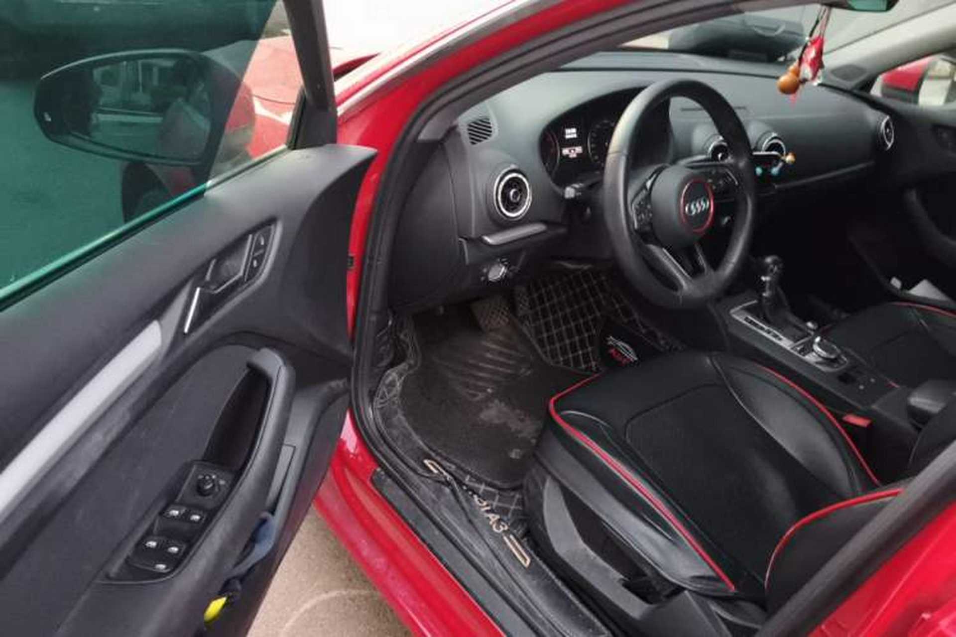 Used Audi A3 2019 Sportback 35 TFSI Ambition China VI Driver Seat