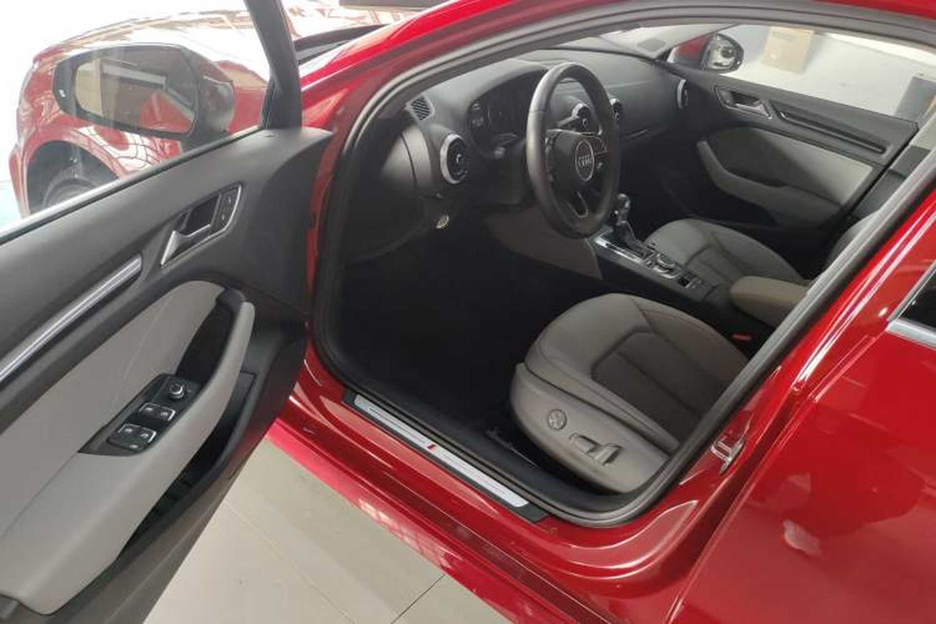 Used Audi A3 2019 Limousine 35 TFSI Fashion Edition China VI Emission Standard Driver Seat