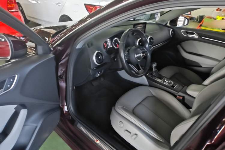 Used Audi A3 2019 Sportback 35 TFSI Fashion Edition China V Driver Seat