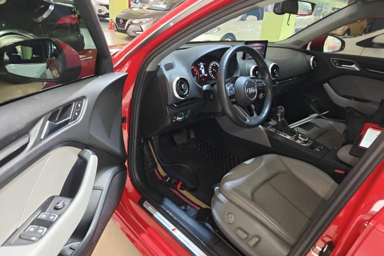 Used Audi A3 2019 Sportback 35 TFSI Fashion Edition China V Driver Seat