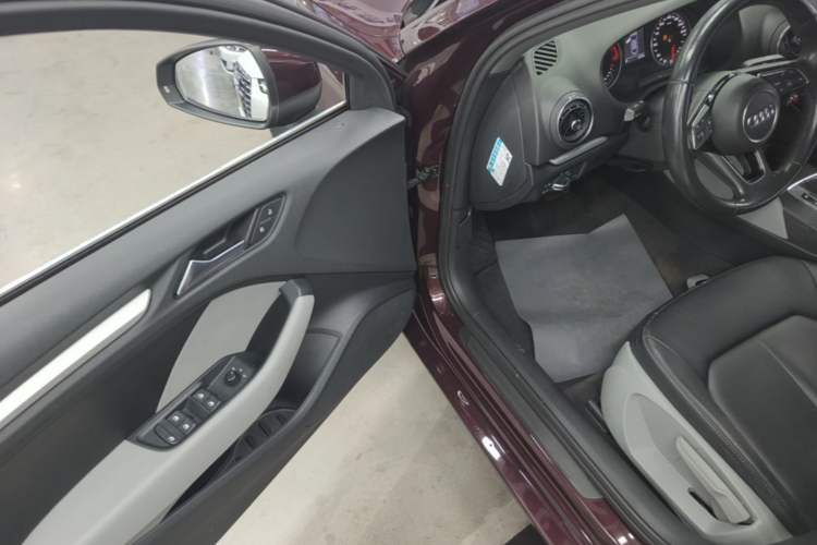 Used Audi A3 2019 Limousine 35 TFSI Ambition China V Driver Seat