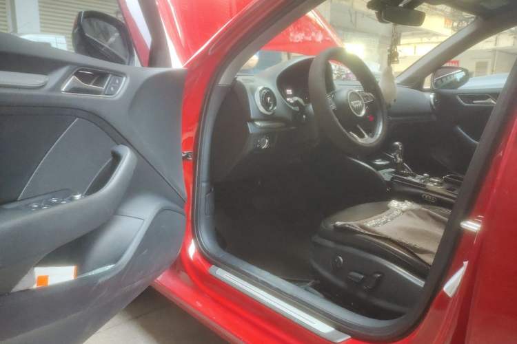 Used Audi A3 2019 Limousine 35 TFSI Style Version China V Emission Standard Driver Seat