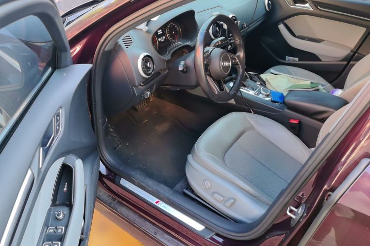 Used Audi A3 2019 Limousine 35 TFSI Fashion Edition China VI Emission Standard Driver Seat