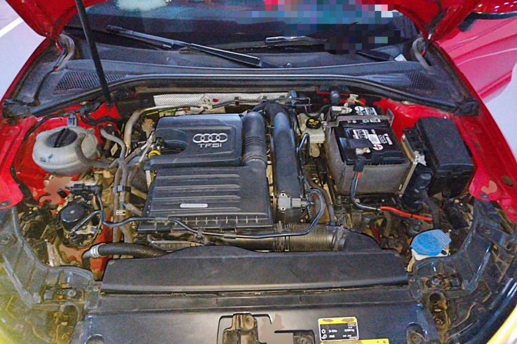 Used Audi A3 2019 Limousine 35 TFSI Sporty Version China VI Engine Bay