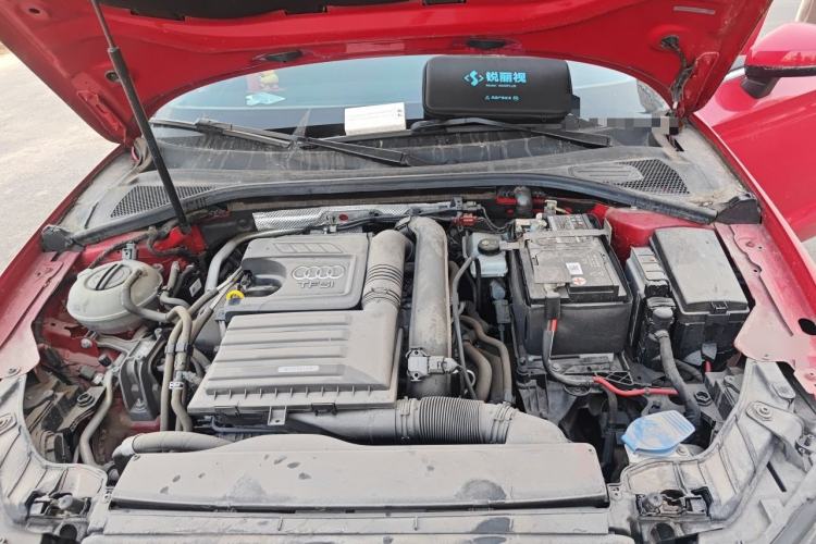 Used Audi A3 2019 Limousine 35 TFSI Ambition China VI Engine Bay