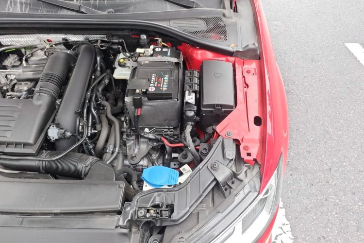 Used Audi A3 2019 Sportback 35 TFSI Ambition China VI Engine Bay Left