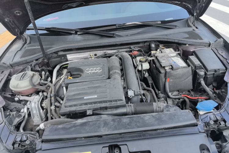 Used Audi A3 2019 Limousine 35 TFSI Ambition China V Engine Bay