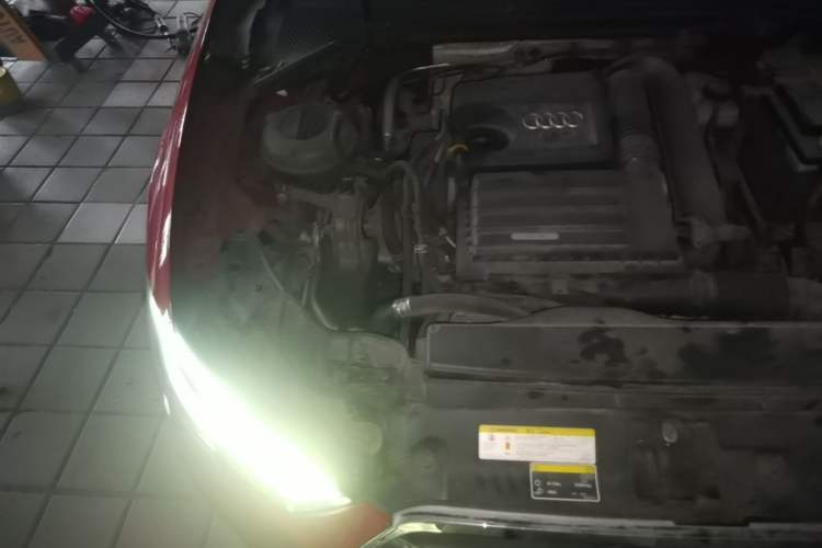 Used Audi A3 2019 Limousine 35 TFSI Ambition China V Engine Bay Right