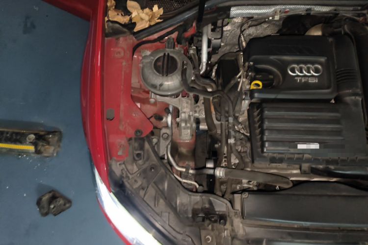 Used Audi A3 2019 Sportback 35 TFSI Ambition China V Engine Bay Right
