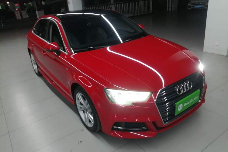 Used Audi A3 2019 Limousine 35 TFSI Fashion Edition China VI Emission Standard Exterior 1