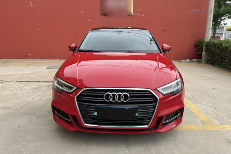Used Audi A3 2019 Limousine 35 TFSI Fashion Edition China VI Emission Standard Exterior 2