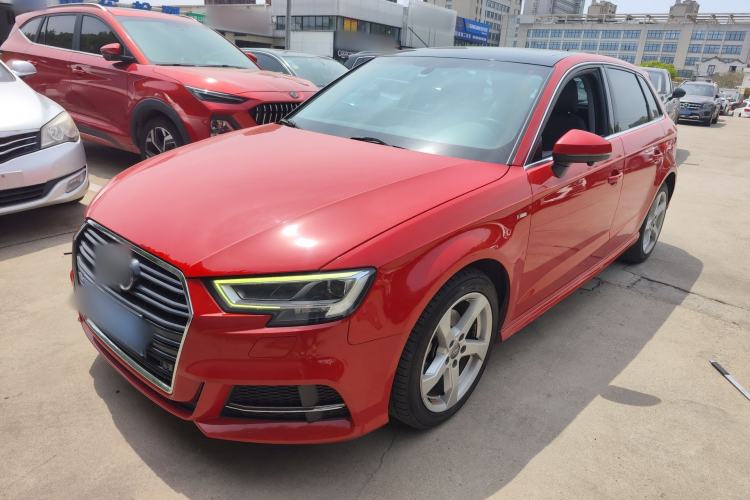 Used Audi A3 2019 Sportback 35 TFSI Fashion Edition China VI Emission Standard Front Left 45 Deg
