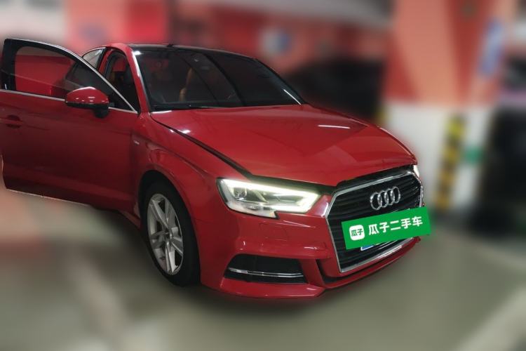 Used Audi A3 2019 Limousine 35 TFSI Fashion Edition China VI Emission Standard Front Right 45 Deg