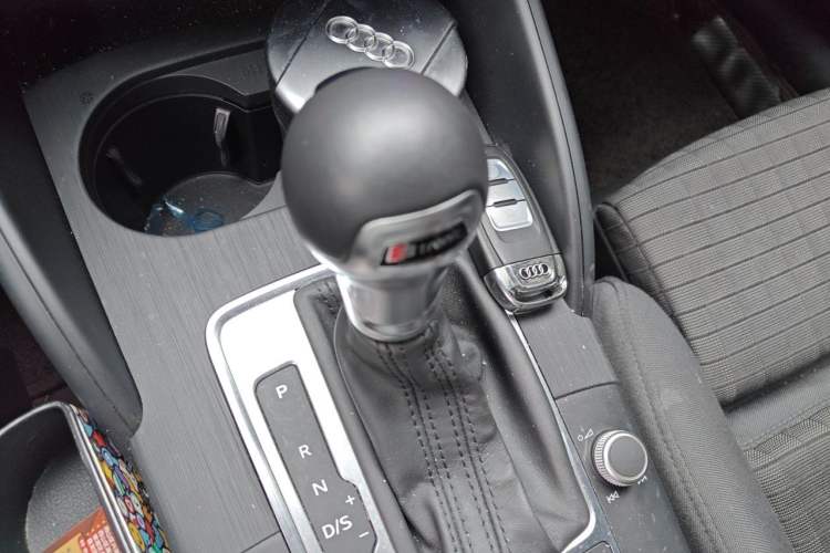 Used Audi A3 2019 Sportback 35 TFSI Sporty Version National V Gear Lever