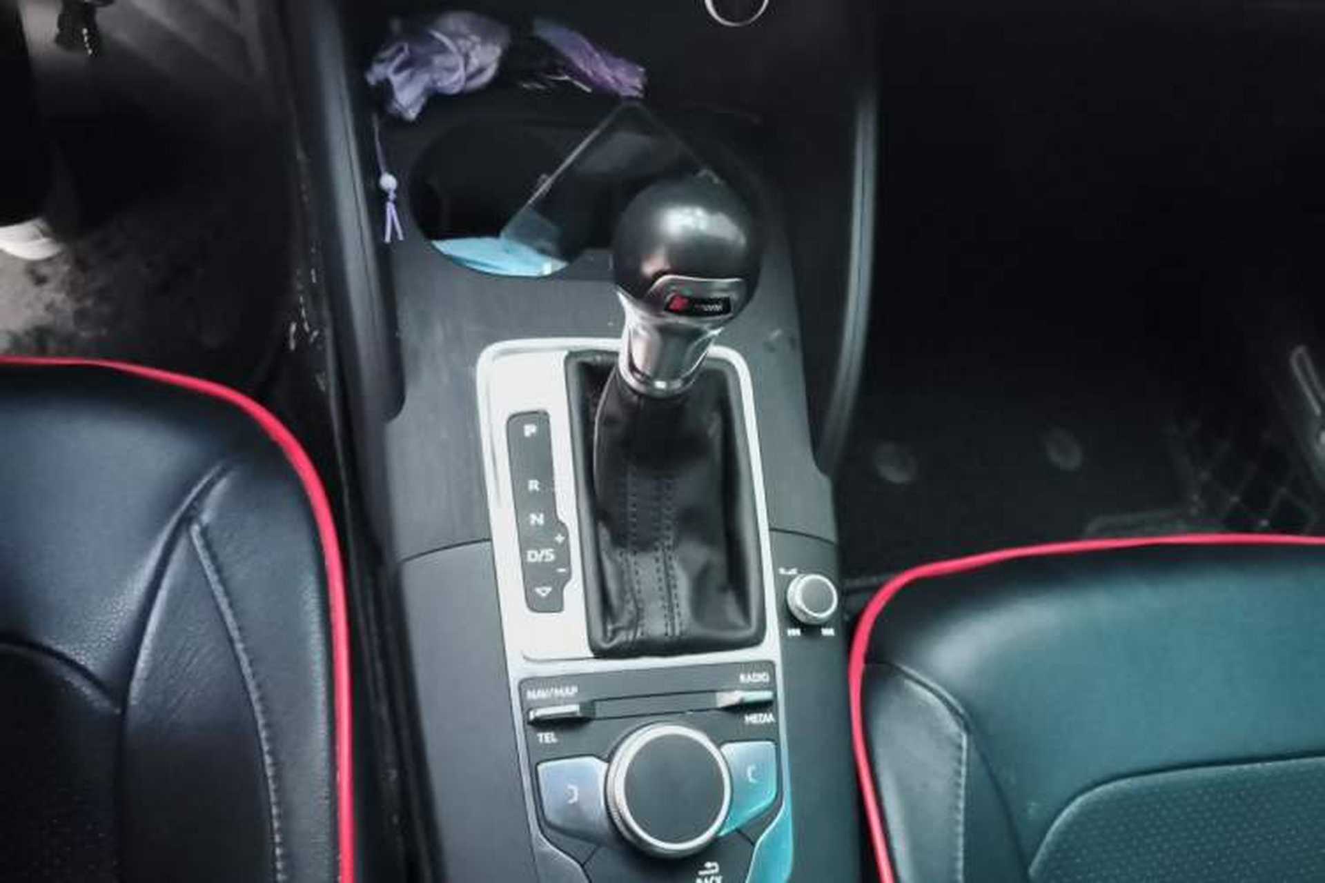Used Audi A3 2019 Sportback 35 TFSI Ambition China VI Gear Lever