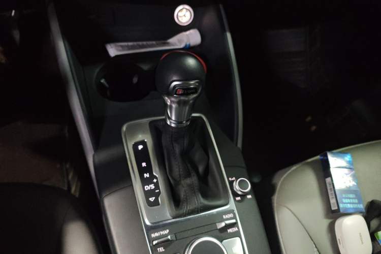 Used Audi A3 2019 Sportback 35 TFSI Fashion Edition China V Gear Lever
