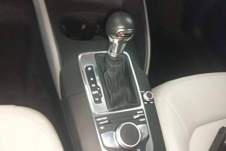 Used Audi A3 2019 Sportback 35 TFSI Ambition China V Gear Lever