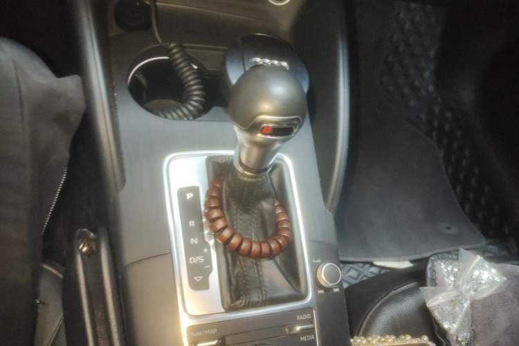 Used Audi A3 2019 Limousine 35 TFSI Style Version China V Emission Standard Gear Lever