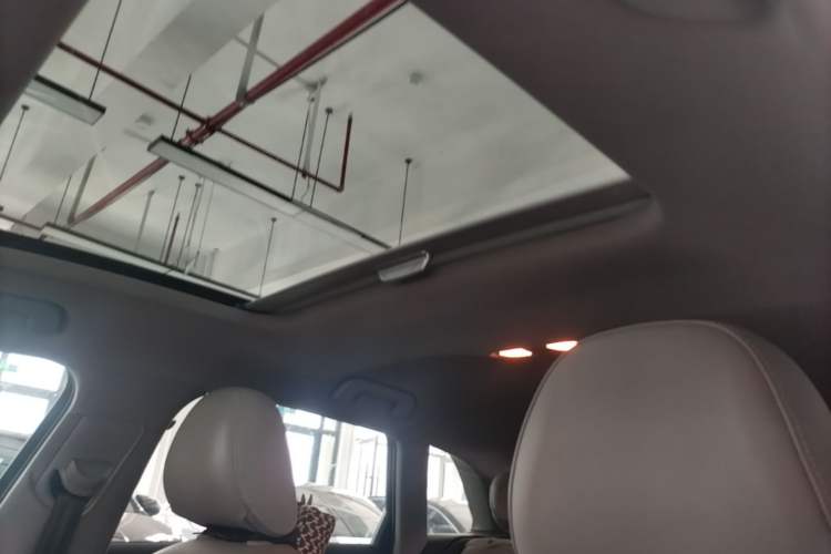 Used Audi A3 2019 Sportback 35 TFSI Fashion Edition China VI Emission Standard Headliner