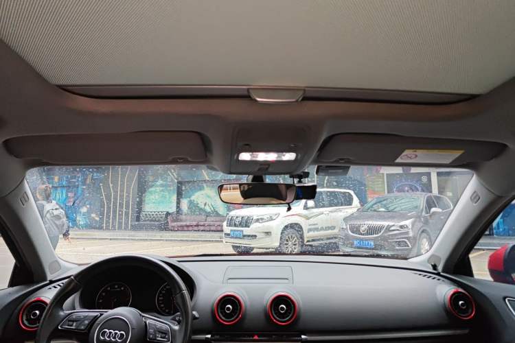 Used Audi A3 2019 Sportback 40 TFSI Sporty Model China VI Headliner