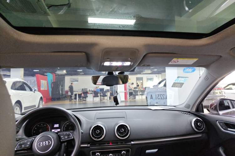 Used Audi A3 2019 Limousine 35 TFSI Style Version China V Emission Standard Headliner