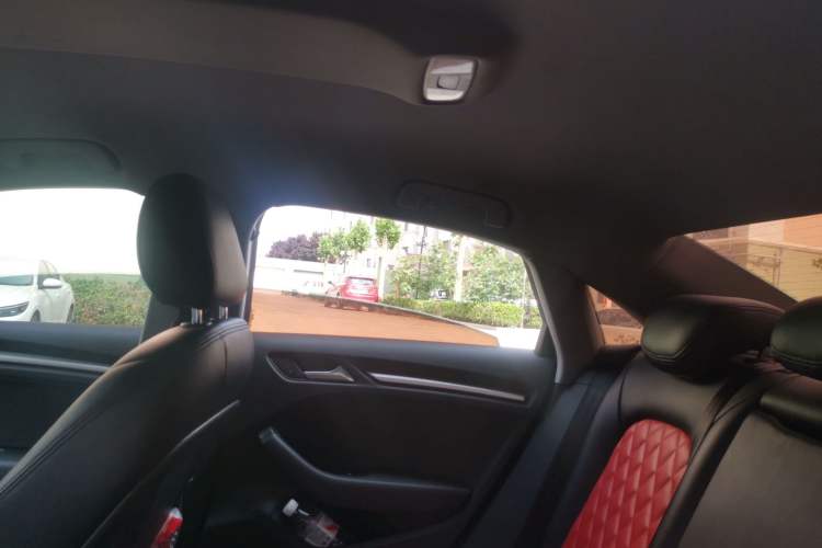Used Audi A3 2019 Limousine 35 TFSI Ambition China VI Headliner