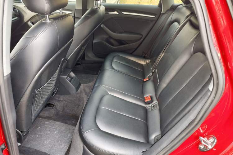 Used Audi A3 2019 Limousine 35 TFSI Ambition China V Headliner