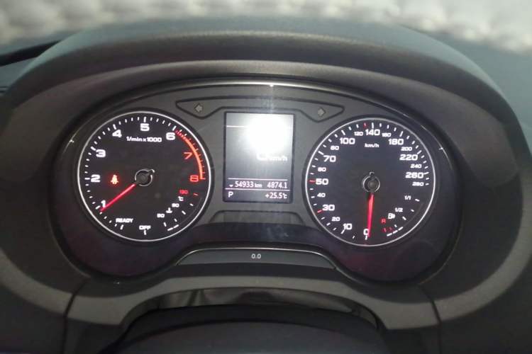 Used Audi A3 2019 Sportback 35 TFSI Fashion Edition China VI Emission Standard Instrument Cluster