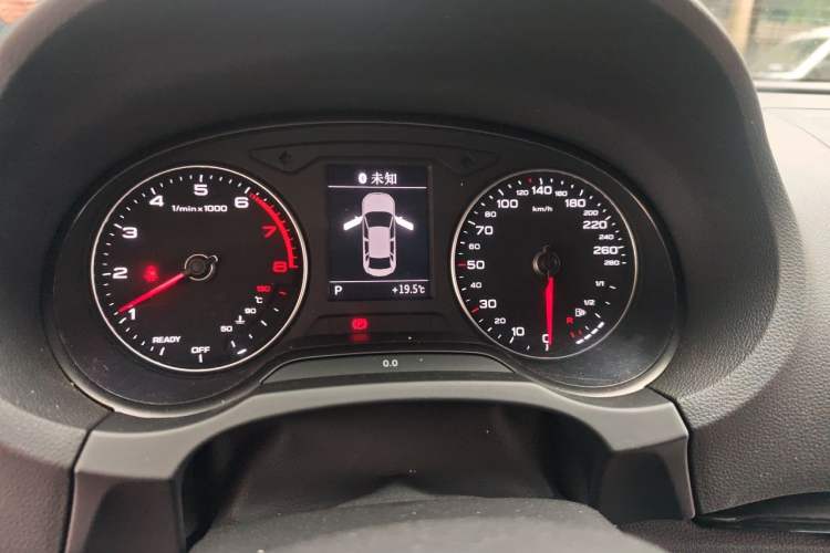 Used Audi A3 2019 Limousine 35 TFSI Fashion Edition China VI Emission Standard Instrument Cluster