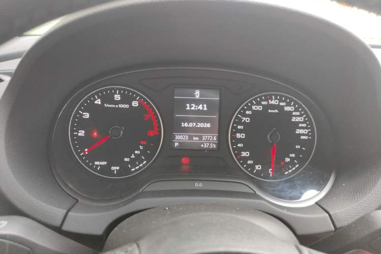 Used Audi A3 2019 Limousine 35 TFSI Fashion Edition China VI Emission Standard Instrument Cluster