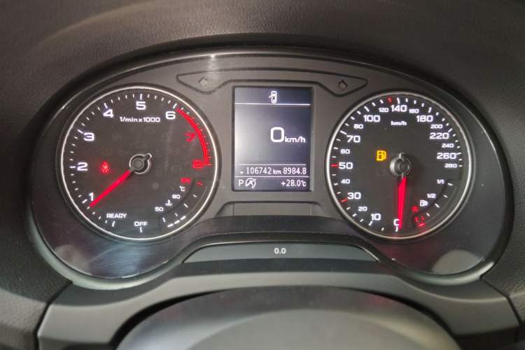Used Audi A3 2019 Limousine 35 TFSI Fashion Edition China V standard Instrument Cluster