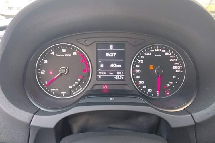 Used Audi A3 2019 Limousine 35 TFSI Fashion Edition China VI Emission Standard Instrument Cluster