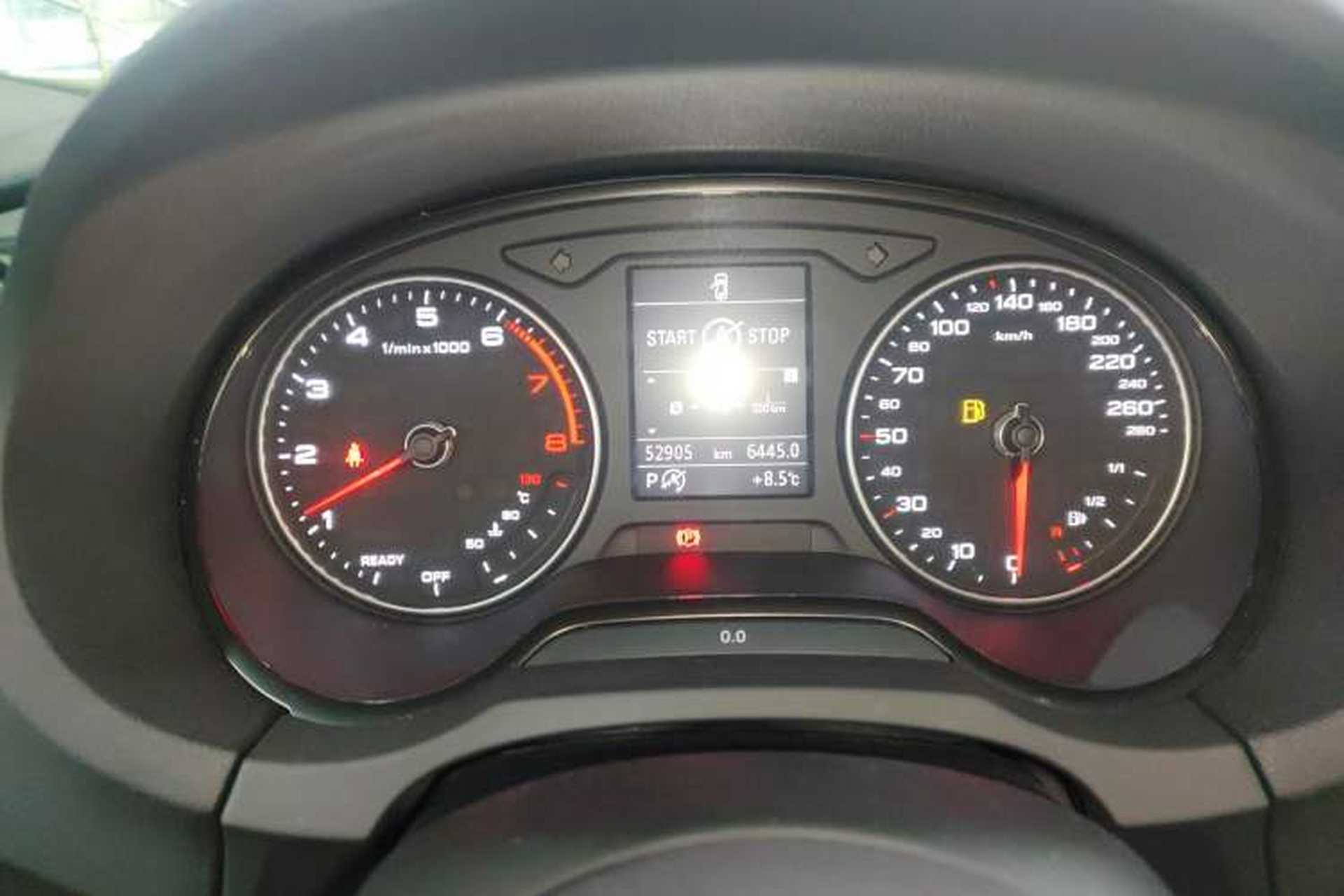 Used Audi A3 2019 Limousine 35 TFSI Fashion Edition China VI Emission Standard Instrument Cluster