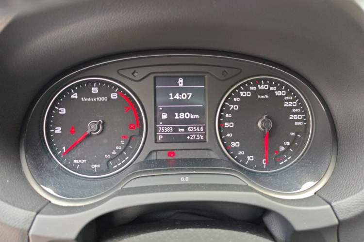 Used Audi A3 2019 Limousine 35 TFSI Fashion Edition China VI Emission Standard Instrument Cluster