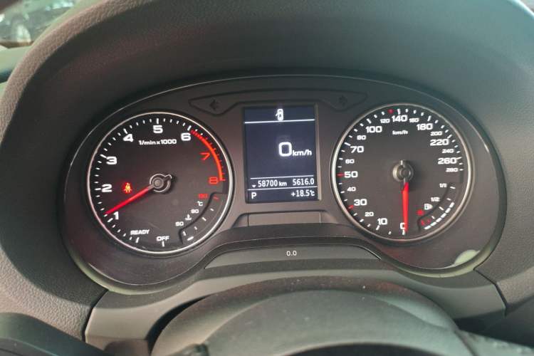 Used Audi A3 2019 Sportback 35 TFSI Ambition China VI Instrument Cluster