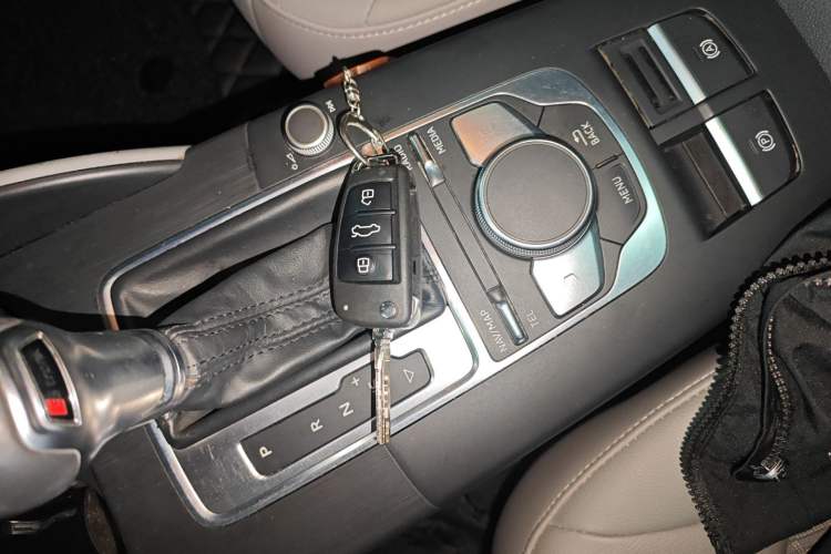 Used Audi A3 2019 Sportback 35 TFSI Fashion Edition China VI Emission Standard Interior 1